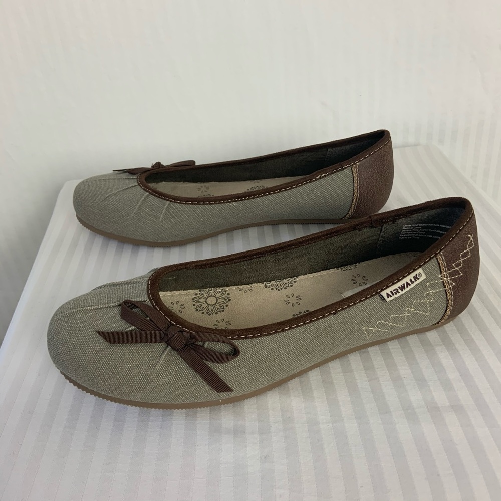 Gray and brown Airwalk flats